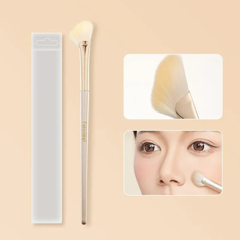 FelinWel Half Fan-Shape Nose Contour Brush β Precise Sculpting, Cruelty-Free